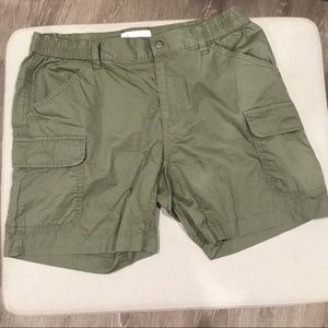 Columbia cargo shorts. Size Small Great condition